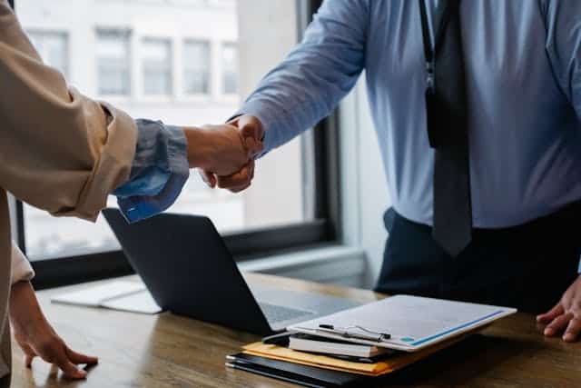 LLC in Nebraska: Cost, Benefits, and Considerations for Entrepreneurs
